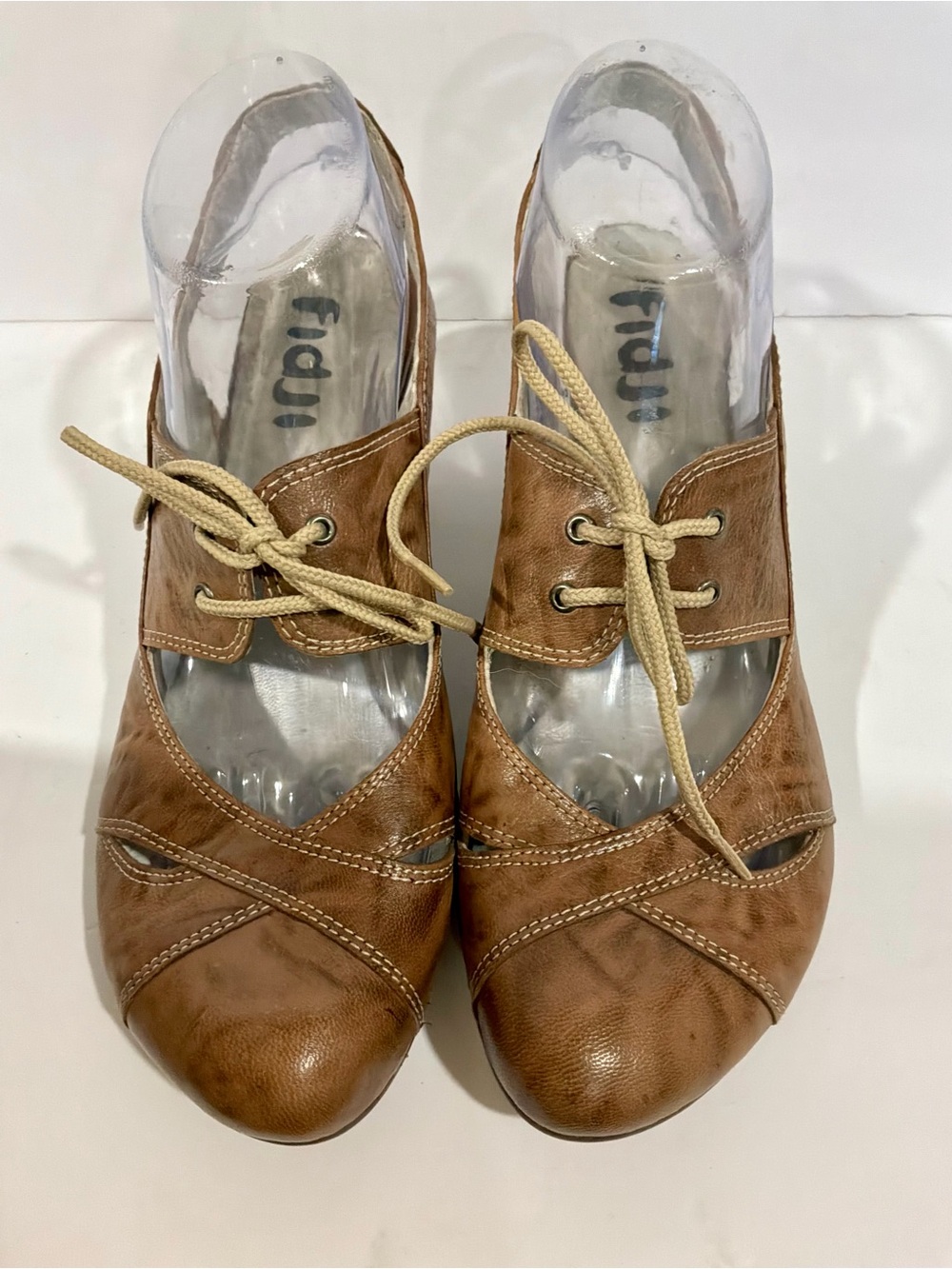 FIDJI..leather shoes
